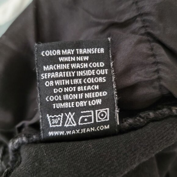 Wax Jean Collection Black Distressed Denim Shorts Size L - Picture 5 of 5